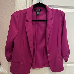 Magenta 3/4 sleeve blazer